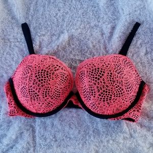 Victoria's Secret Intimates & Sleepwear - Victoria's Secret Pushup Bra Victoria's Secret Intimates & Sleepwear - Victoria's Secret Pushup Bra
